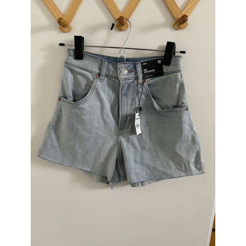 Express Shorts Women's 00 Curvy Mom Super High Rise Light Blue Raw Hem Denim